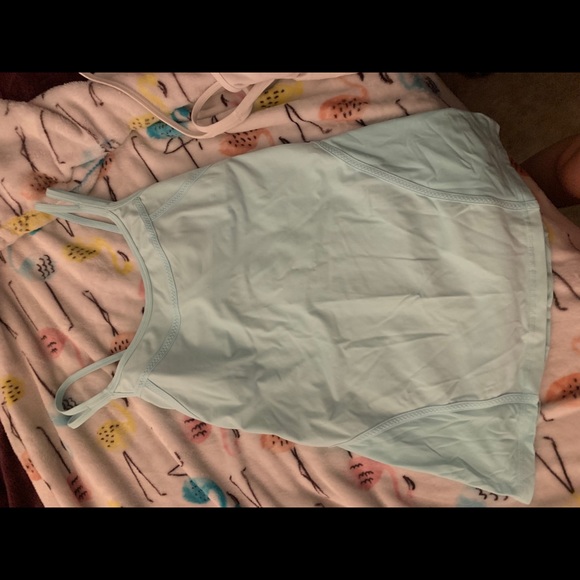 Lululemon tank top size 10 - Picture 3 of 3